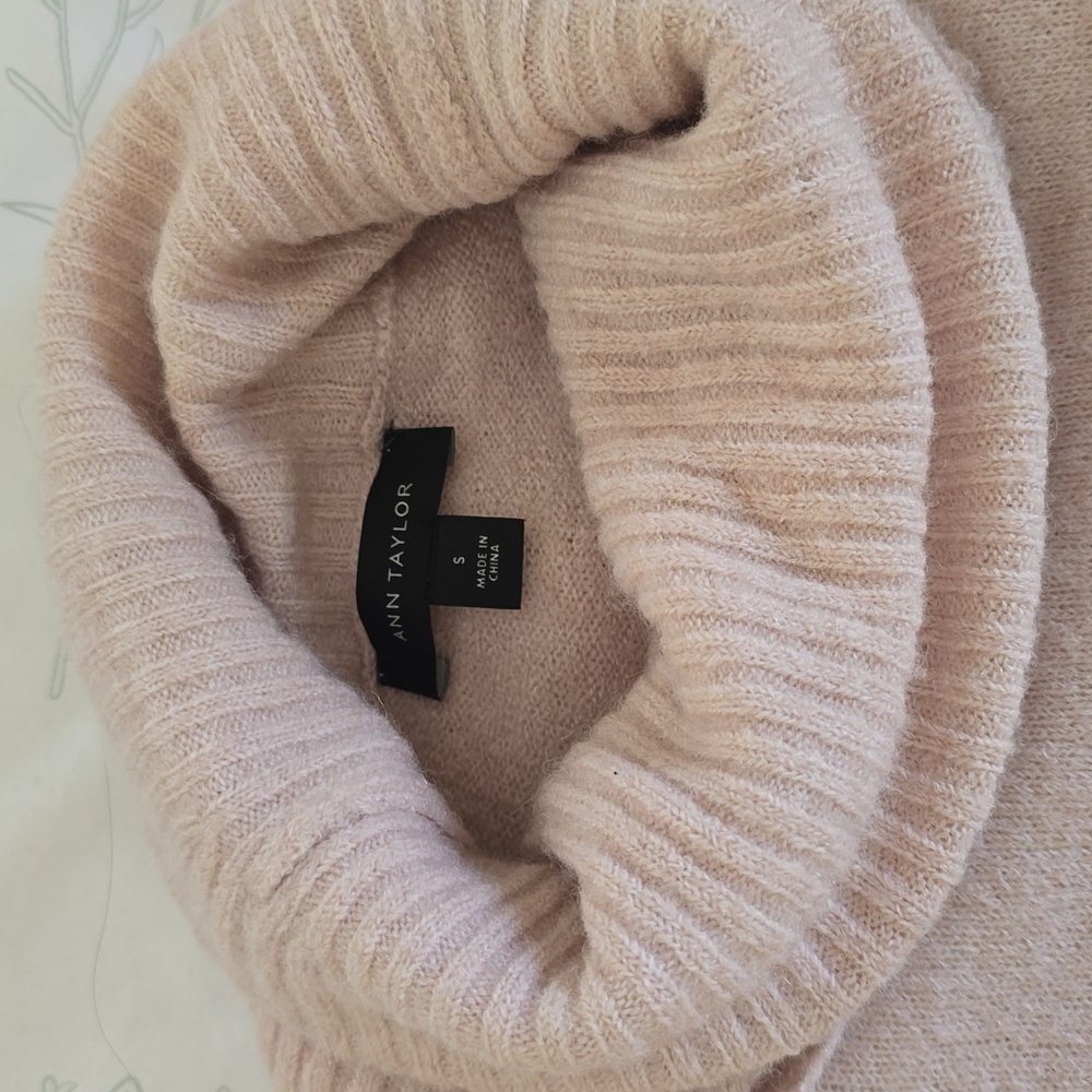 Ann Taylor, Callahan, Ralph Lauren, French Connet Knitwear Sweaters Size Small - Picture 6 of 7